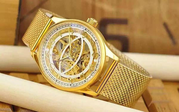 百达翡丽手表表带划痕成因剖析（图）